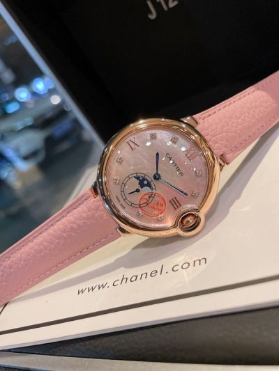 Cartier 36*8MM Imported Swiss Quartz Movement Light Pink Bracelet Watch